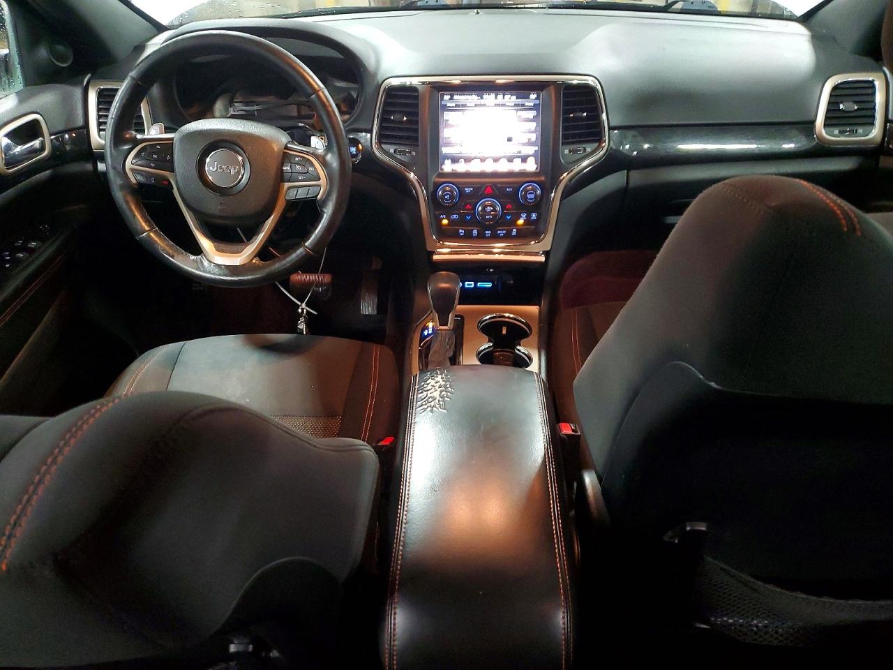 2016 JEEP GRAND CHEROKEE LAREDO photo 8