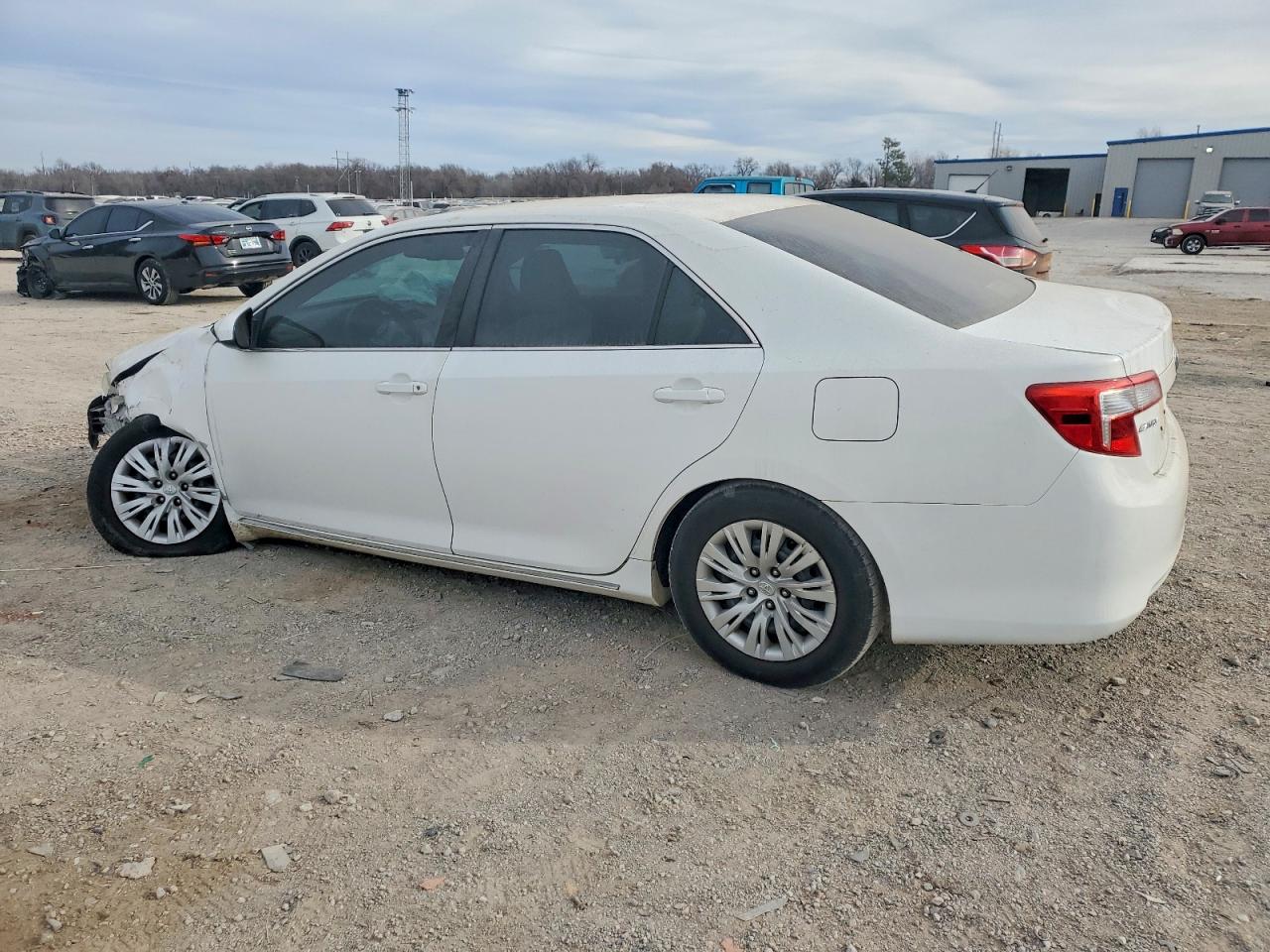 2012 TOYOTA CAMRY BASE photo 2