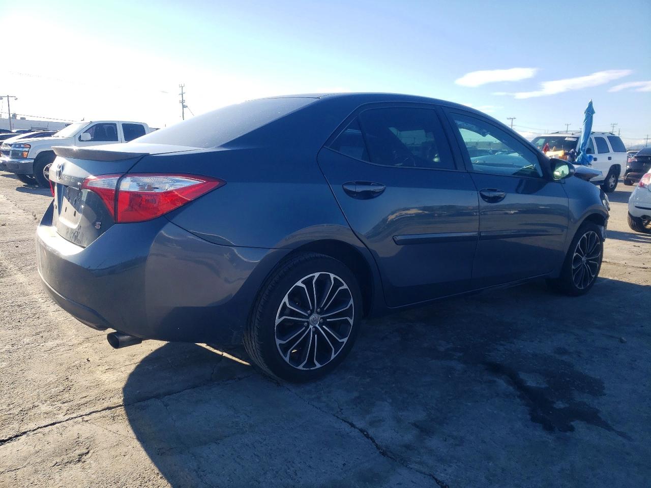 2016 TOYOTA COROLLA S PLUS photo 3