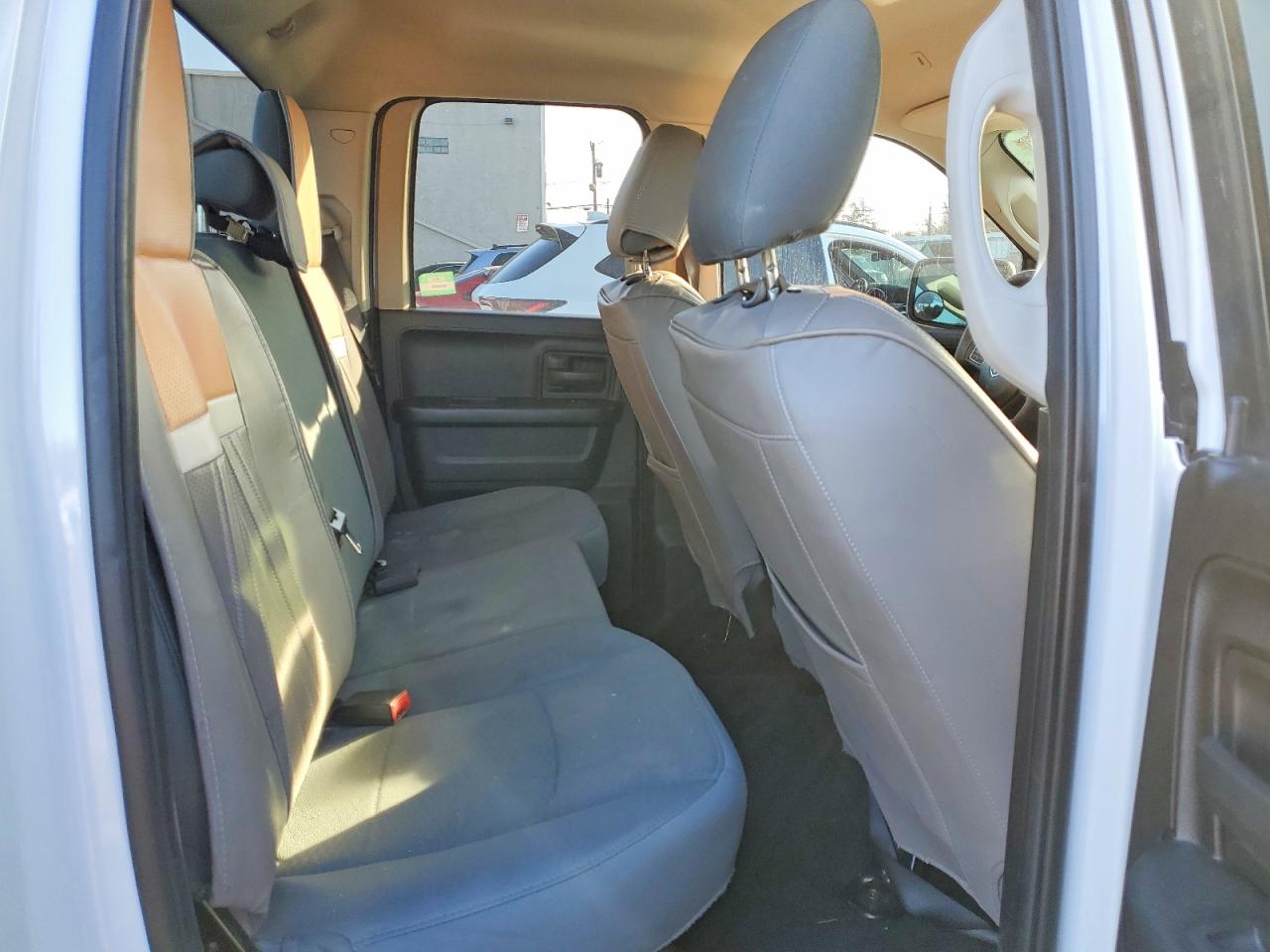 2018 RAM 1500 ST photo 10