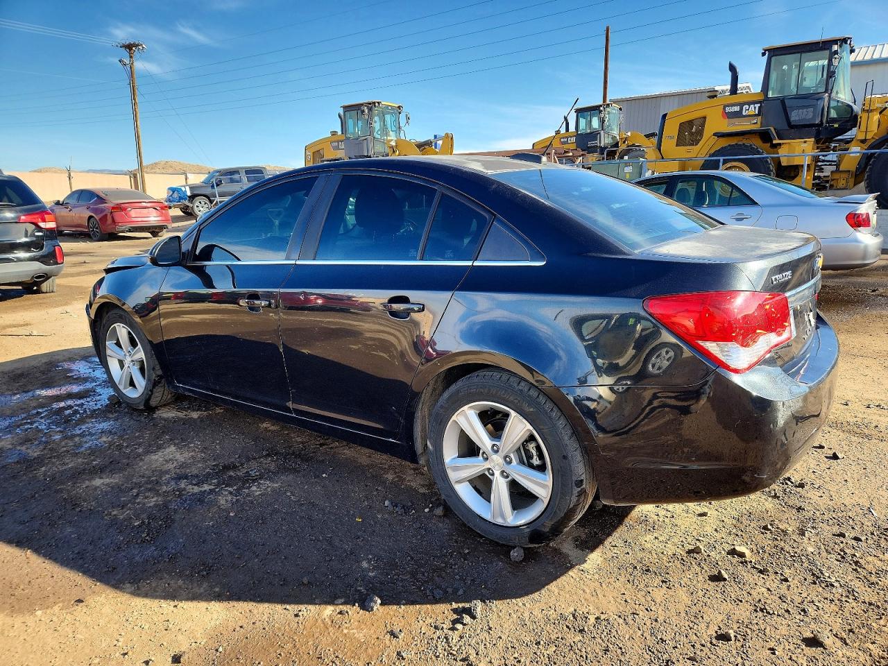 2015 CHEVROLET CRUZE LT photo 2