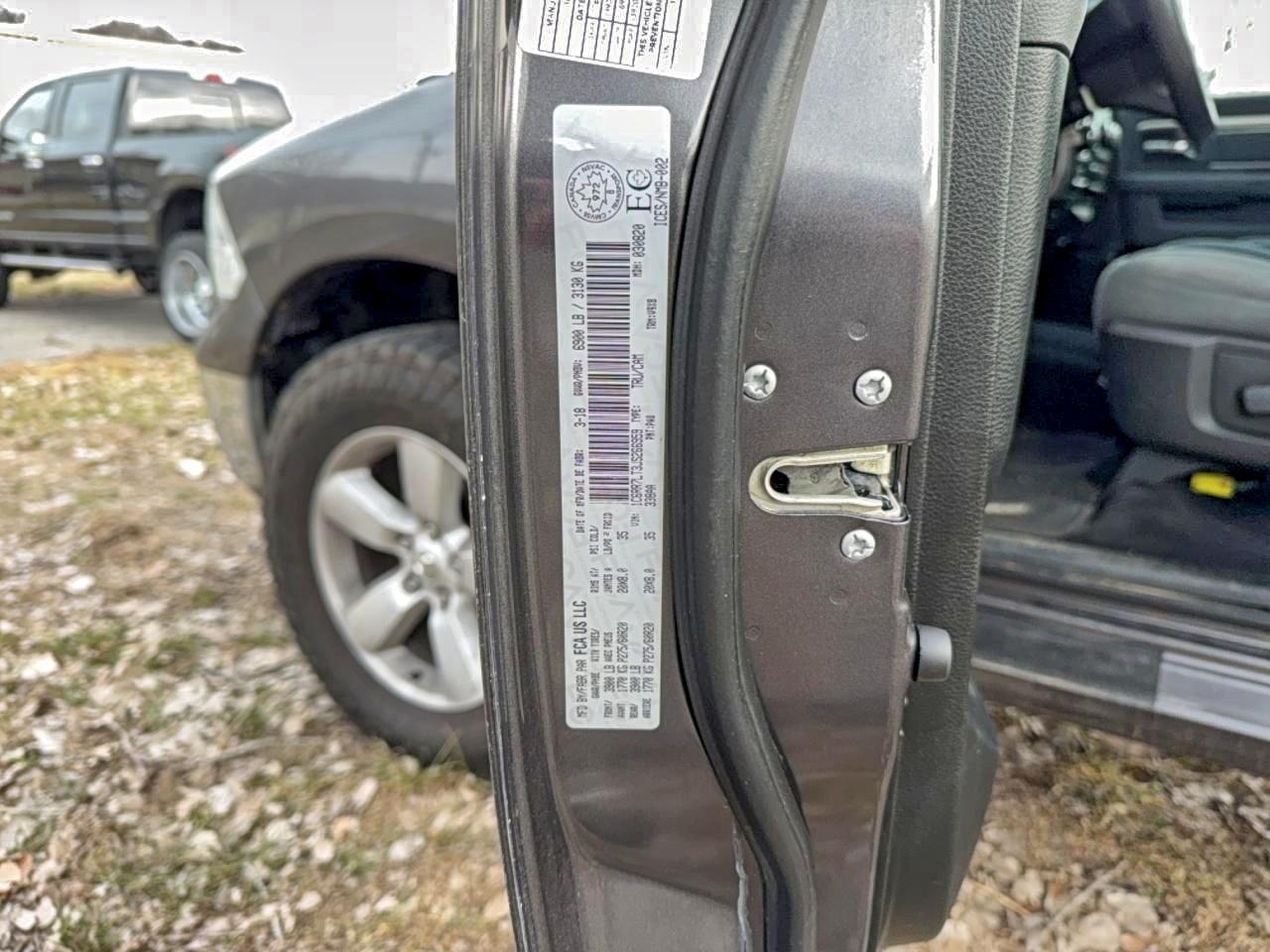 2018 RAM 1500 SLT photo 10