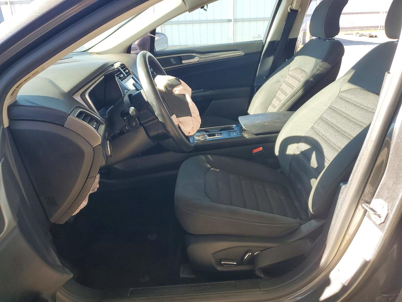 2019 FORD FUSION SE photo 7