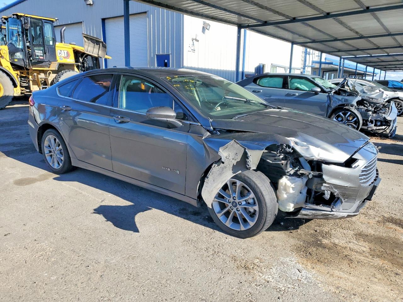 2019 FORD FUSION SE photo 4