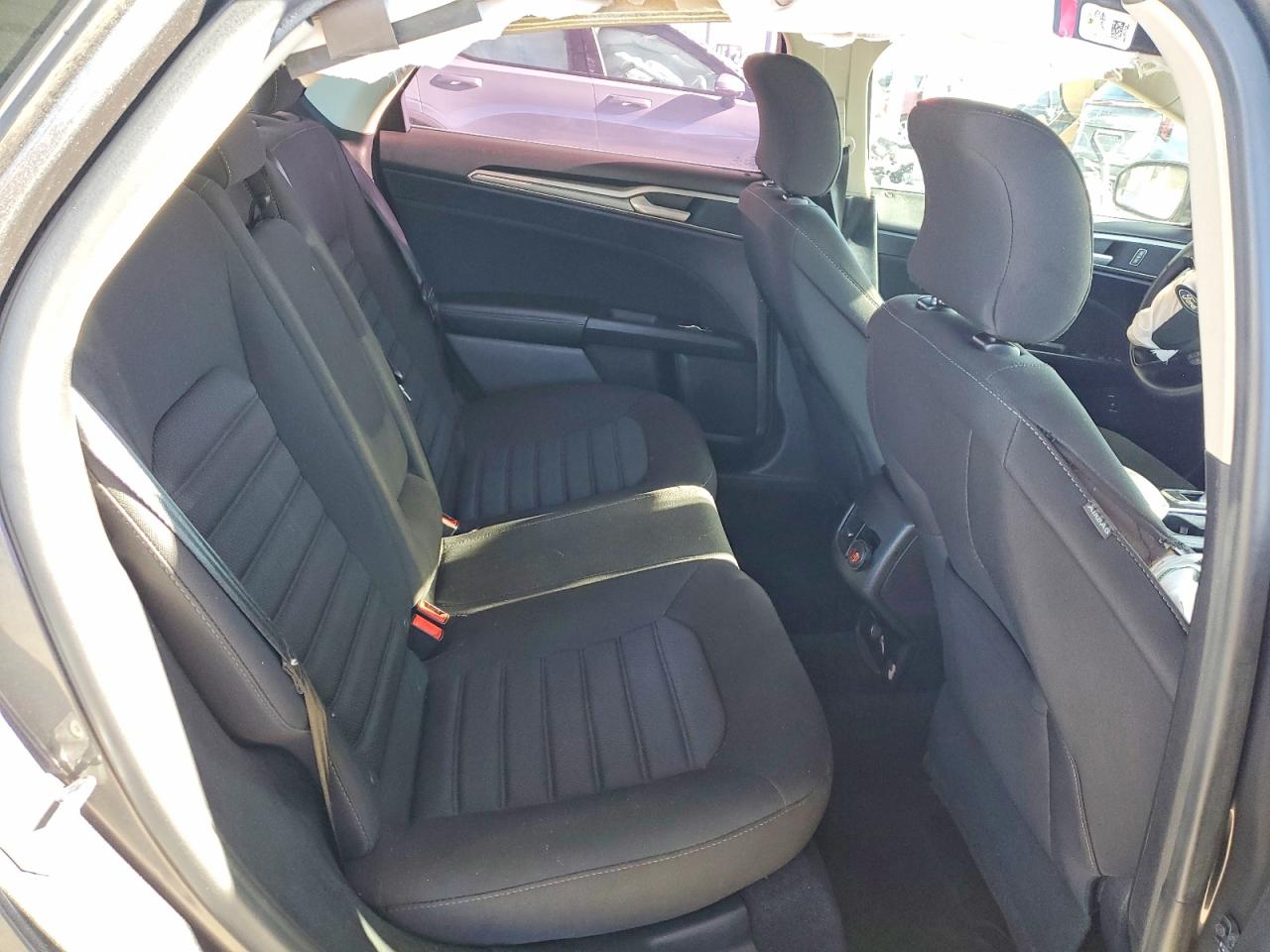 2019 FORD FUSION SE photo 10
