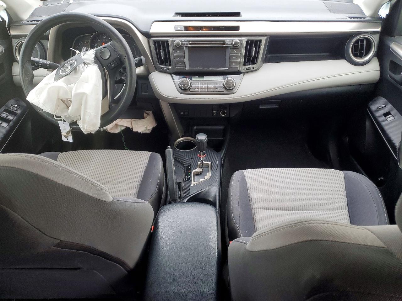 2013 TOYOTA RAV4 XLE photo 8