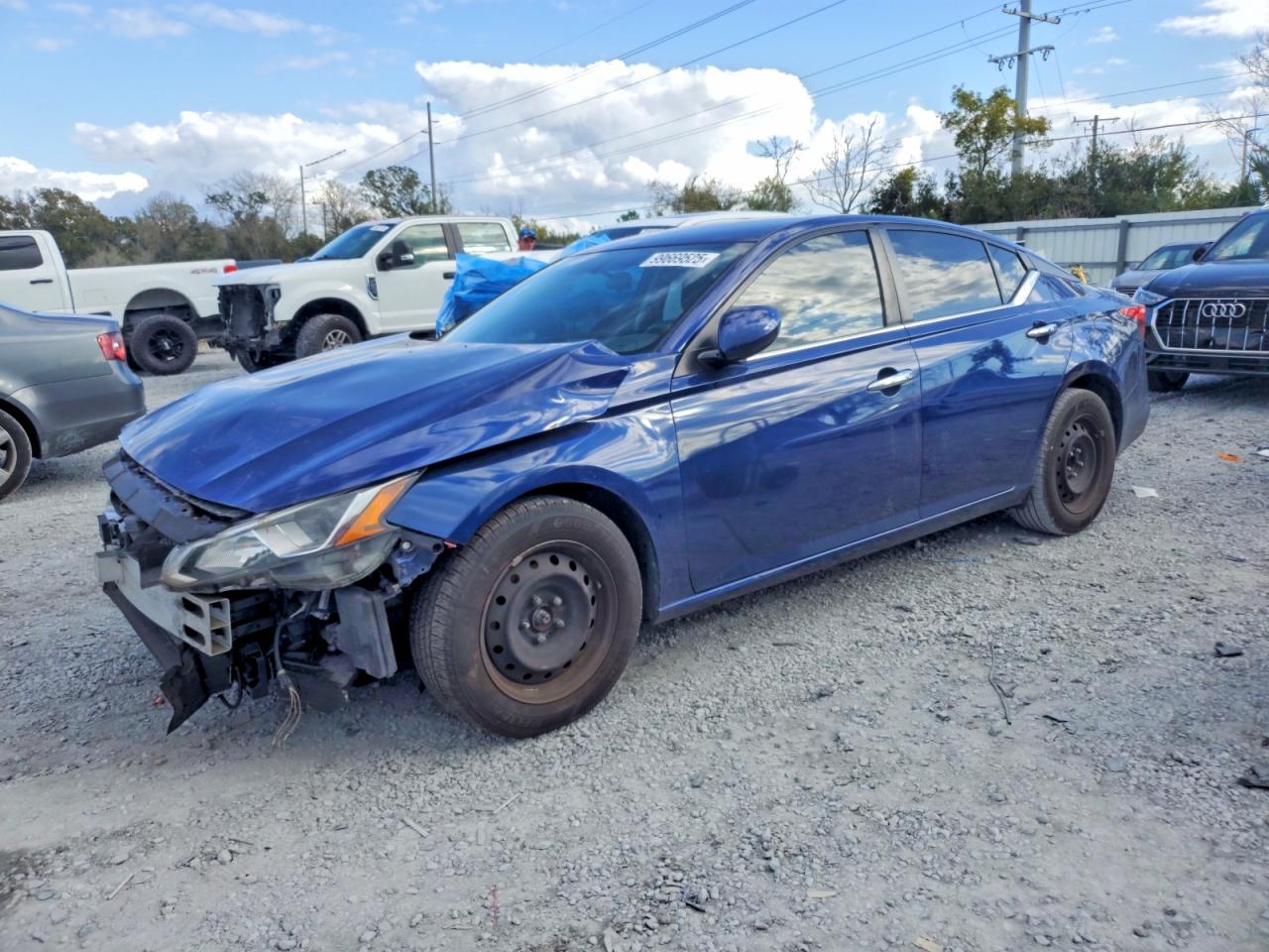 2019 NISSAN ALTIMA