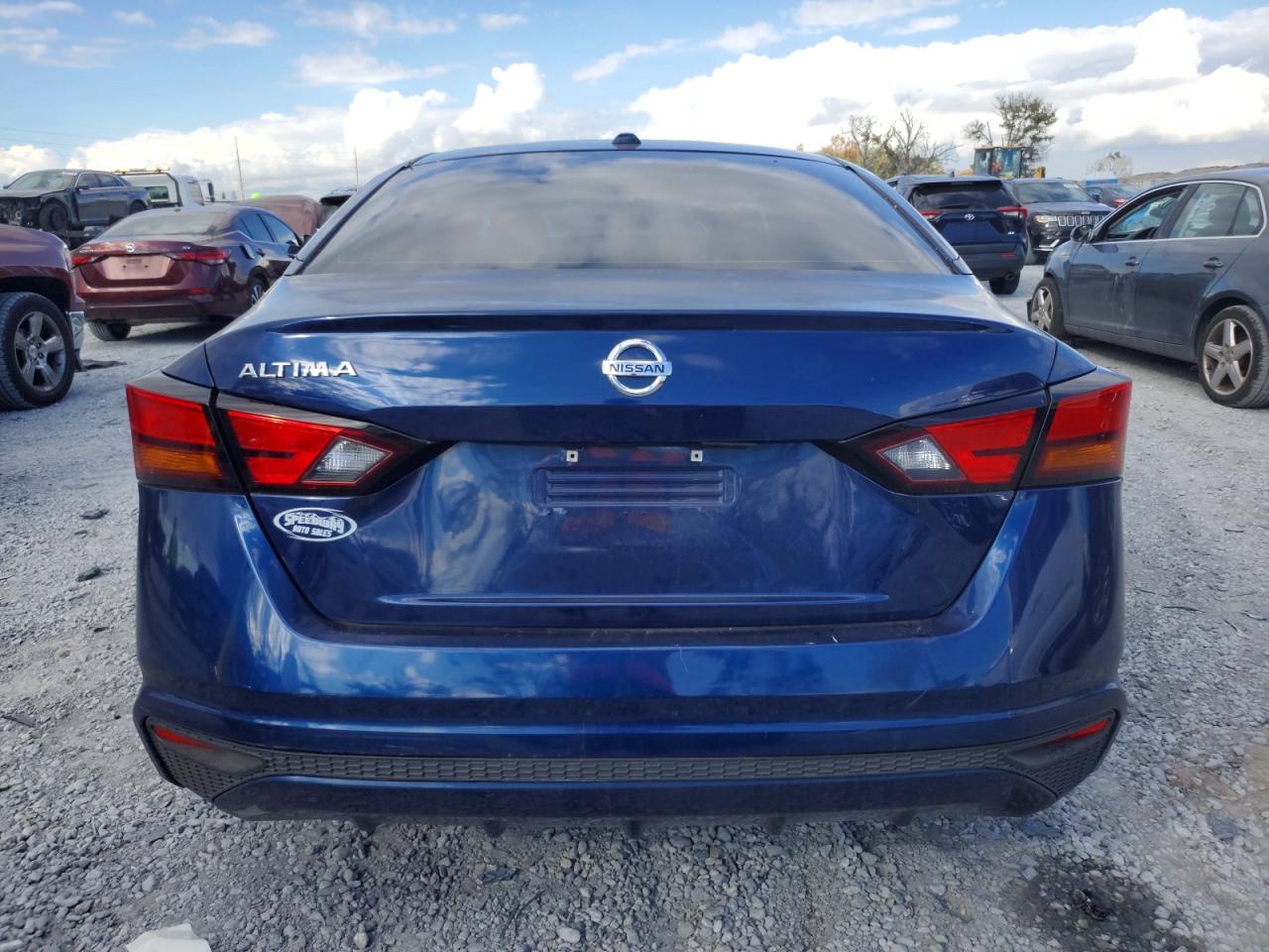 2019 NISSAN ALTIMA S photo 6