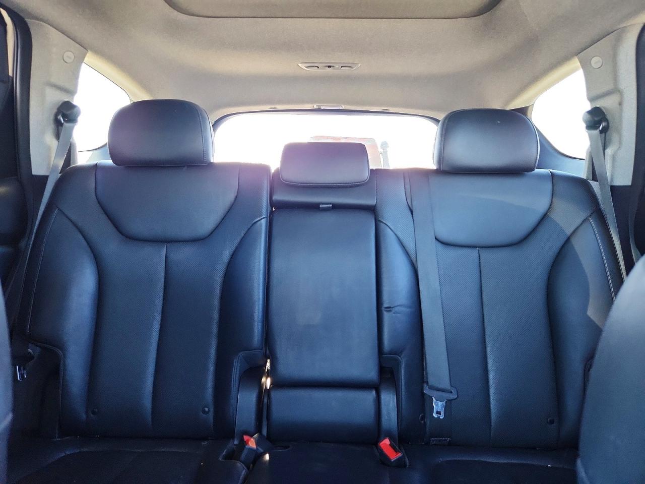 2019 HYUNDAI SANTA FE LIMITED photo 10