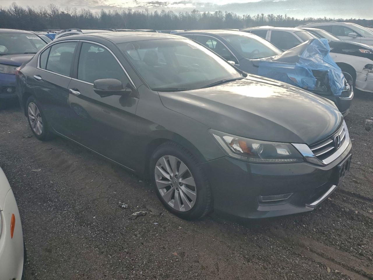 2013 HONDA ACCORD EX photo 4