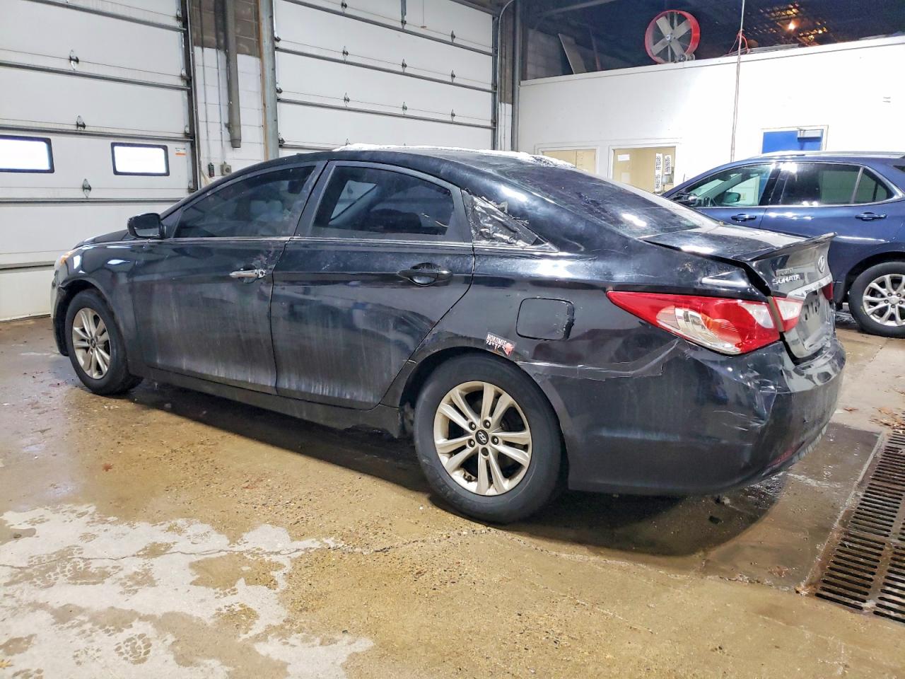 2013 HYUNDAI SONATA GLS photo 2