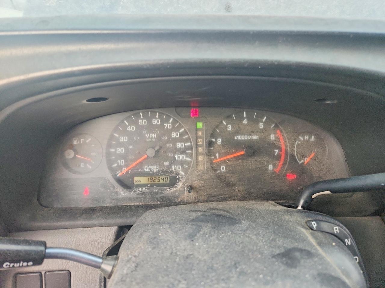 2000 NISSAN FRONTIER KING CAB XE photo 9