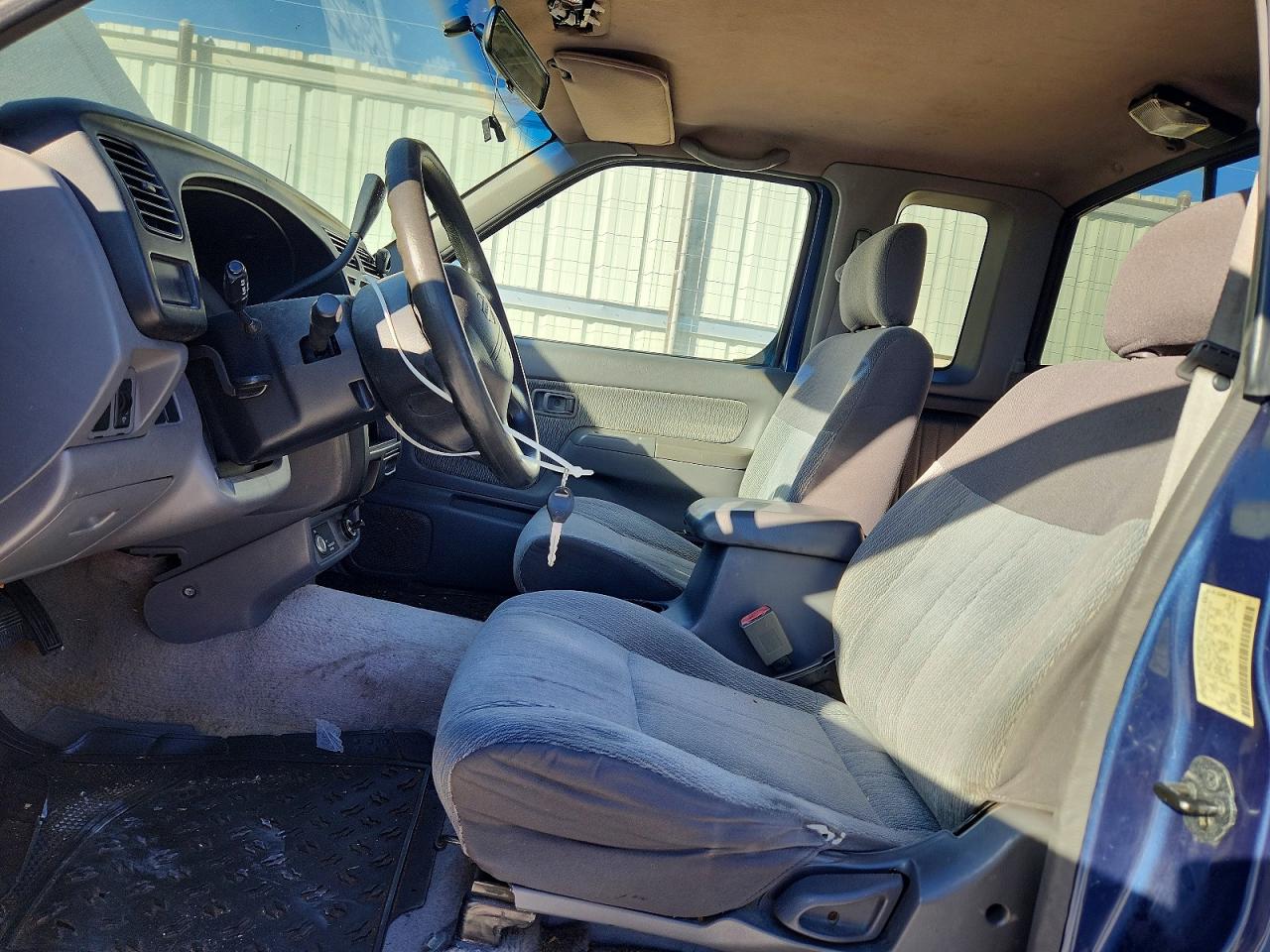 2000 NISSAN FRONTIER KING CAB XE photo 7