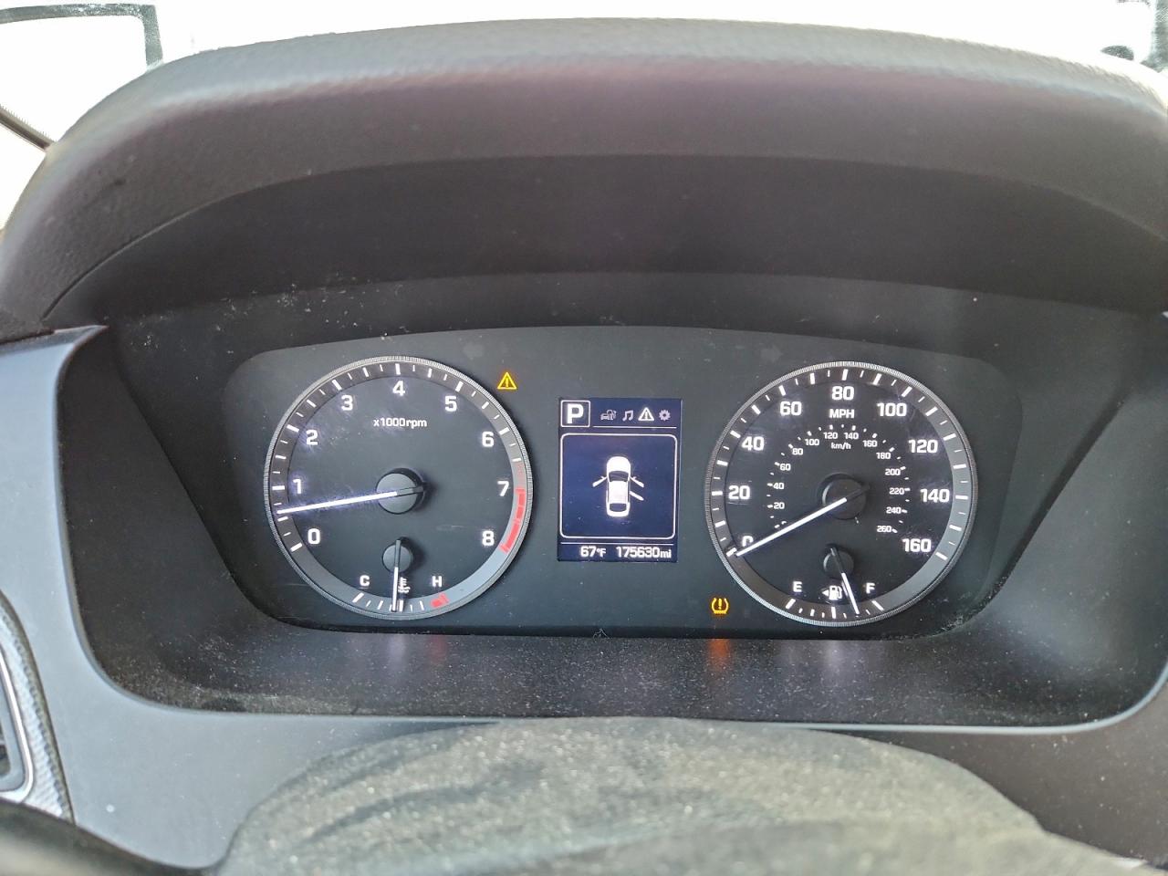 2017 HYUNDAI SONATA SE photo 9
