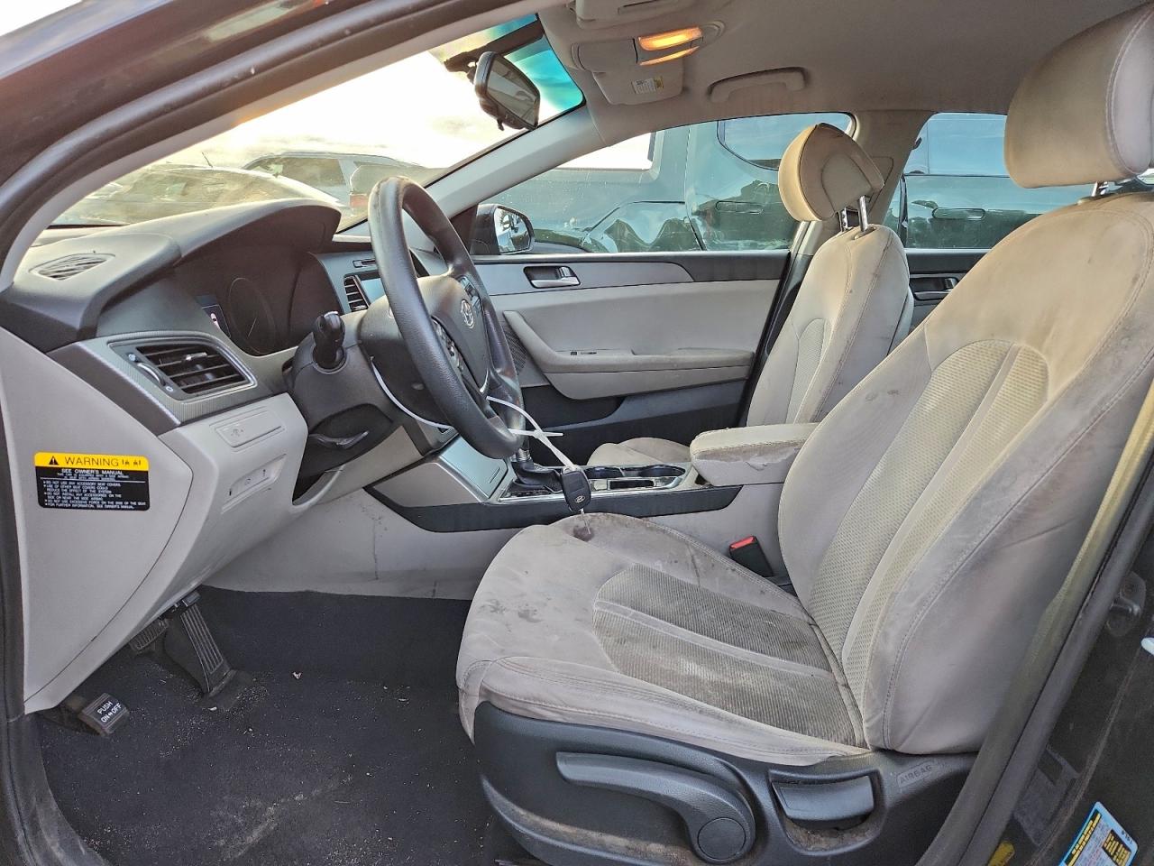 2017 HYUNDAI SONATA SE photo 7