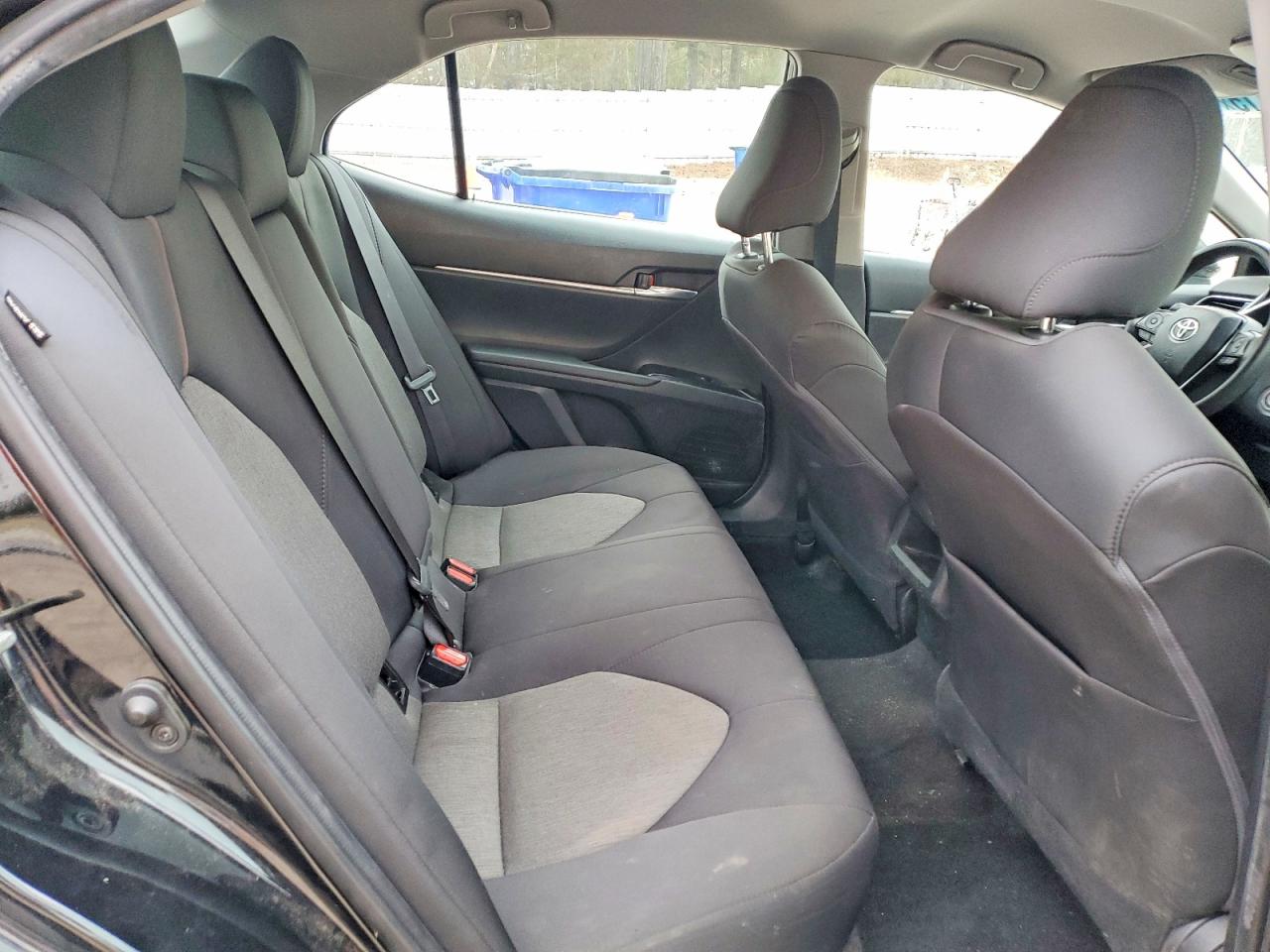2020 TOYOTA CAMRY LE photo 10