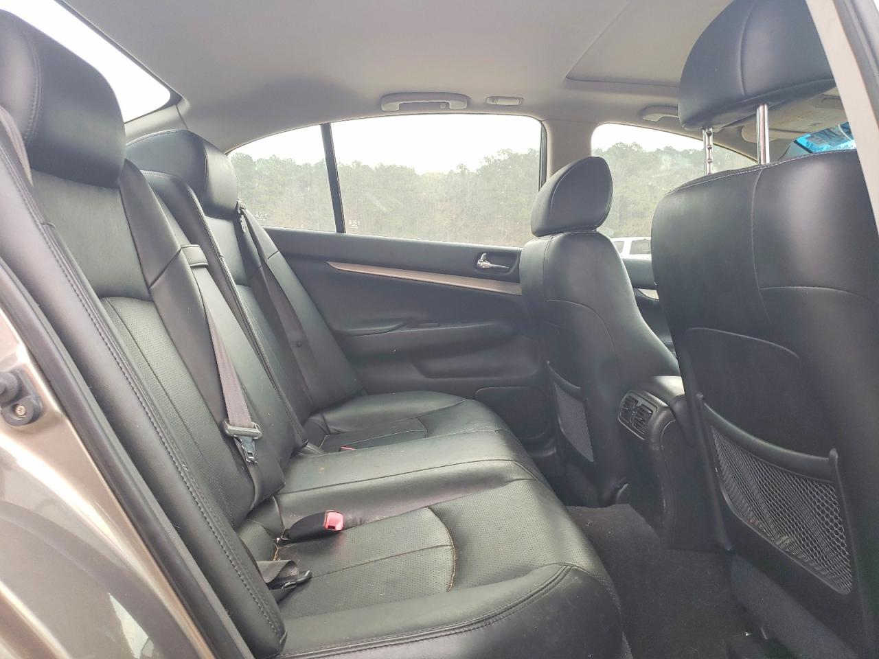 2012 INFINITI G37 BASE photo 10