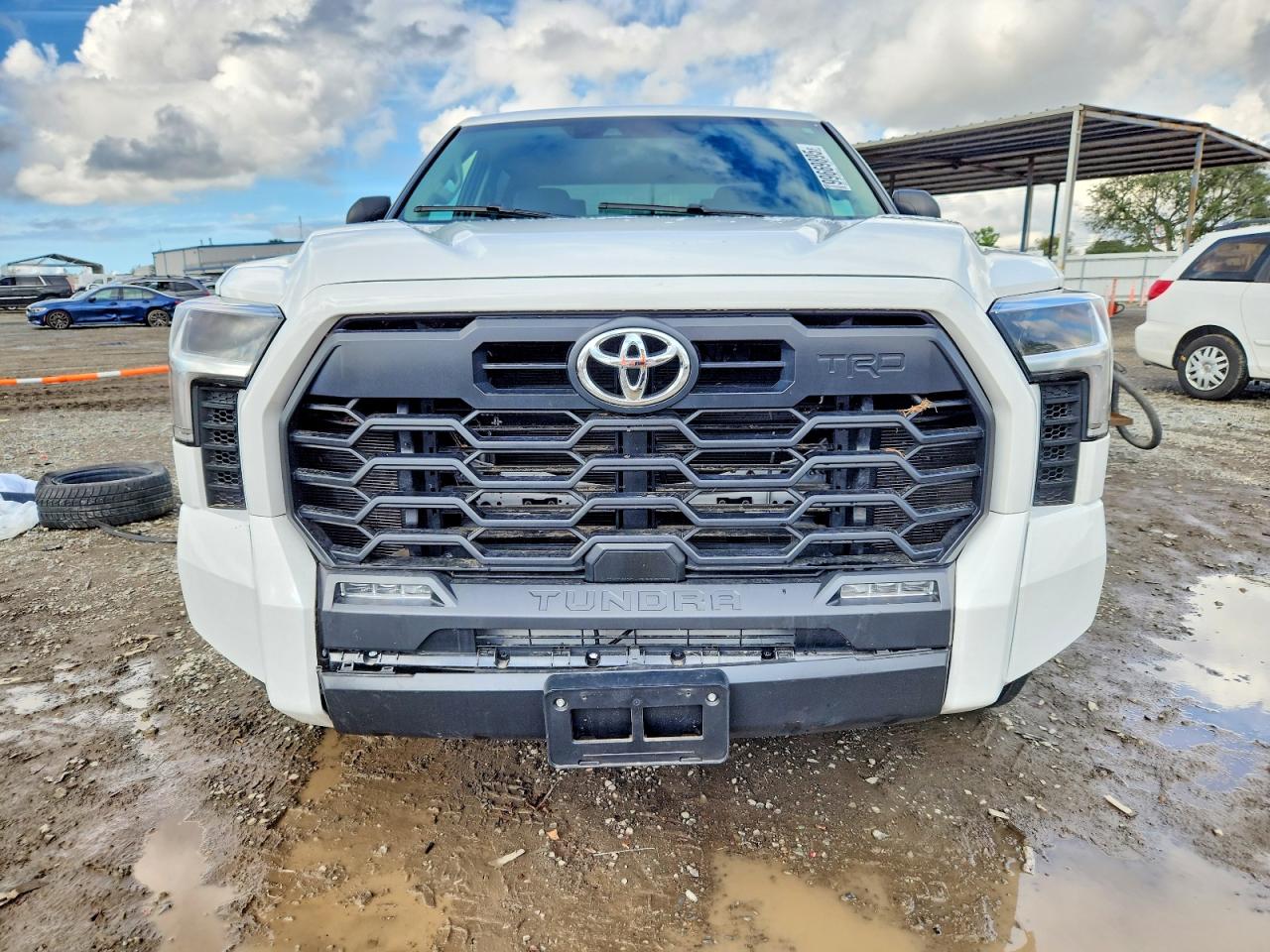 2024 TOYOTA TUNDRA CREWMAX SR photo 5