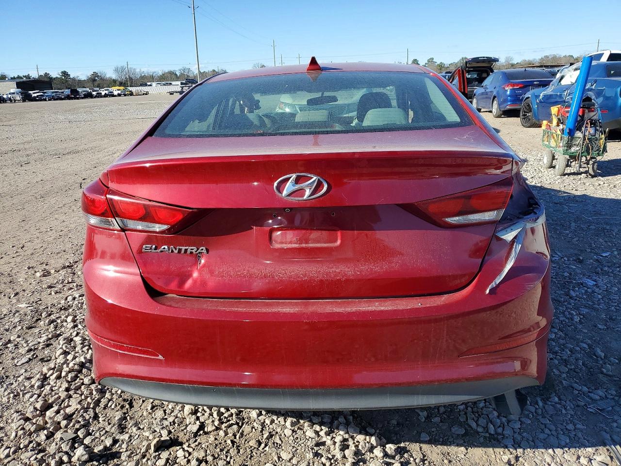2017 HYUNDAI ELANTRA SE photo 6