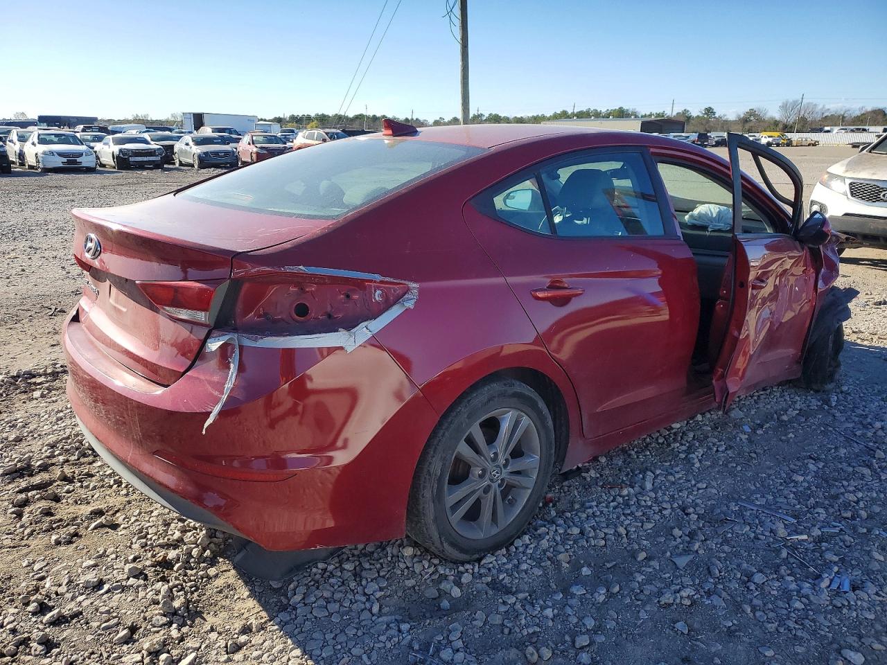 2017 HYUNDAI ELANTRA SE photo 3
