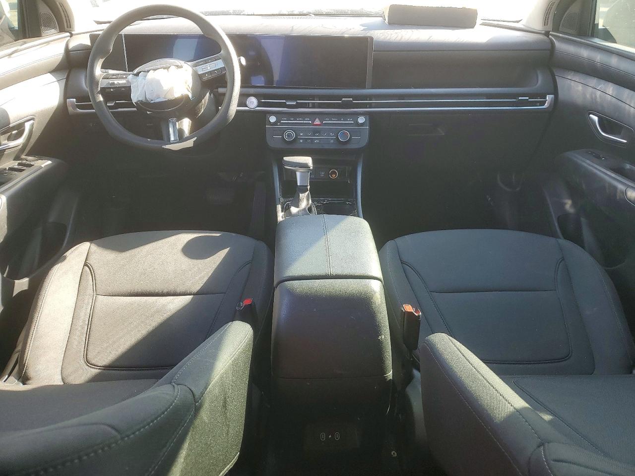 2025 HYUNDAI TUCSON SE photo 22