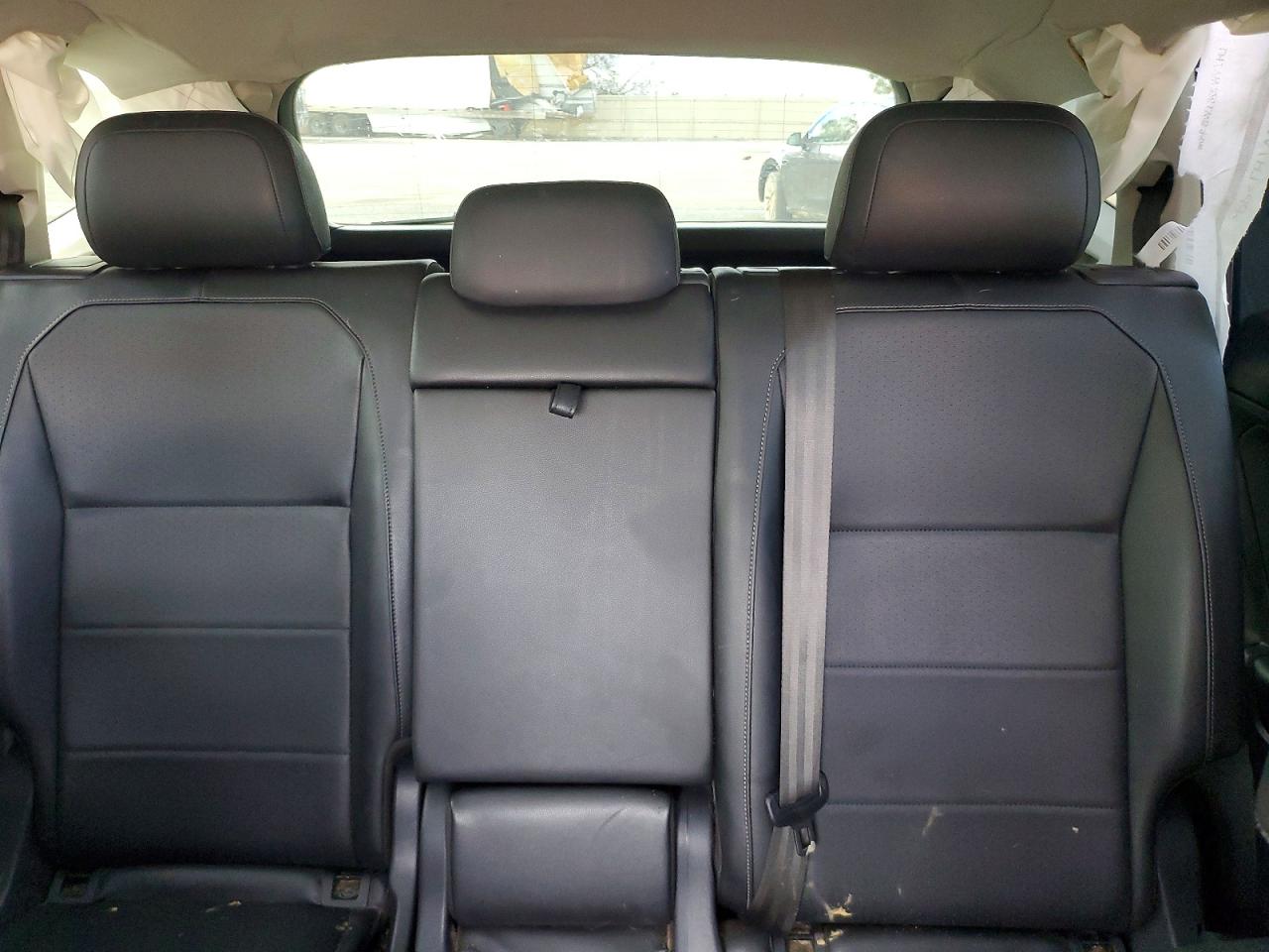 2020 VOLKSWAGEN TIGUAN SE photo 10