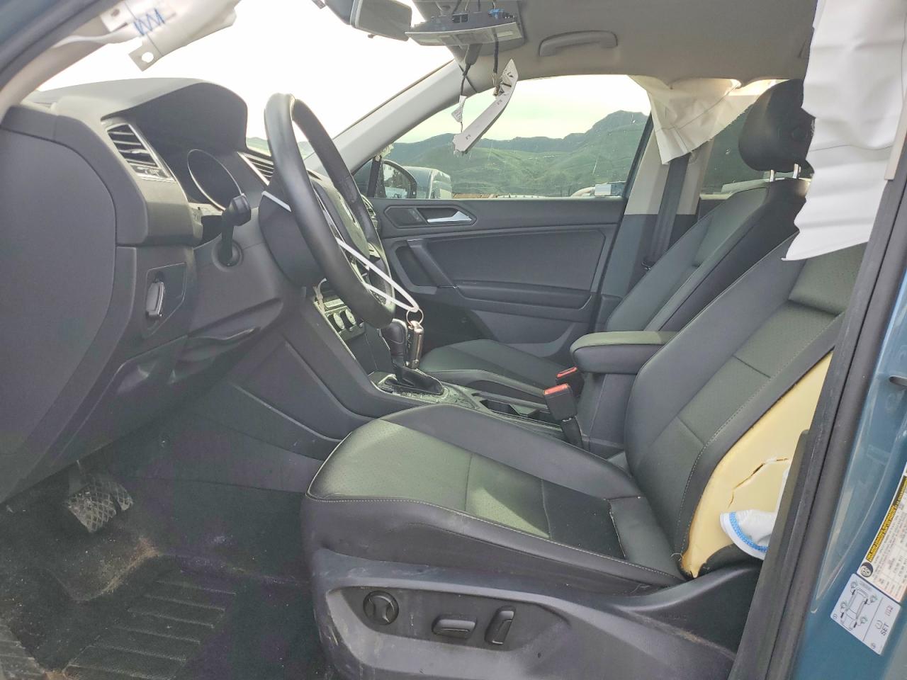 2020 VOLKSWAGEN TIGUAN SE photo 7