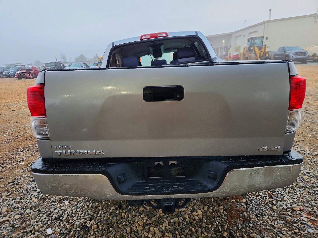 2010 TOYOTA TUNDRA CREWMAX SR5 photo 6