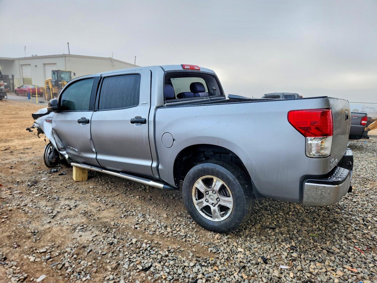 2010 TOYOTA TUNDRA CREWMAX SR5 photo 2