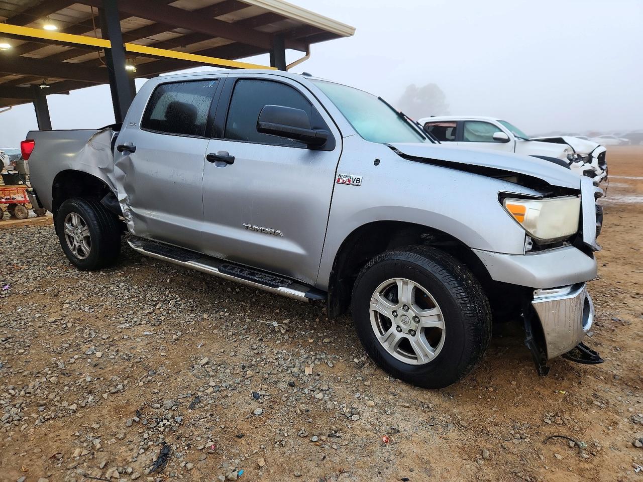2010 TOYOTA TUNDRA CREWMAX SR5 photo 4
