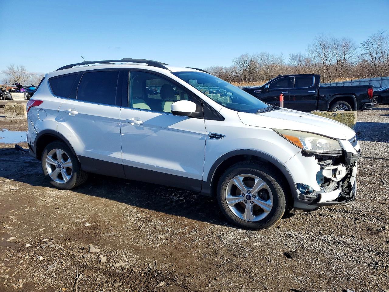 2013 FORD ESCAPE SE photo 4