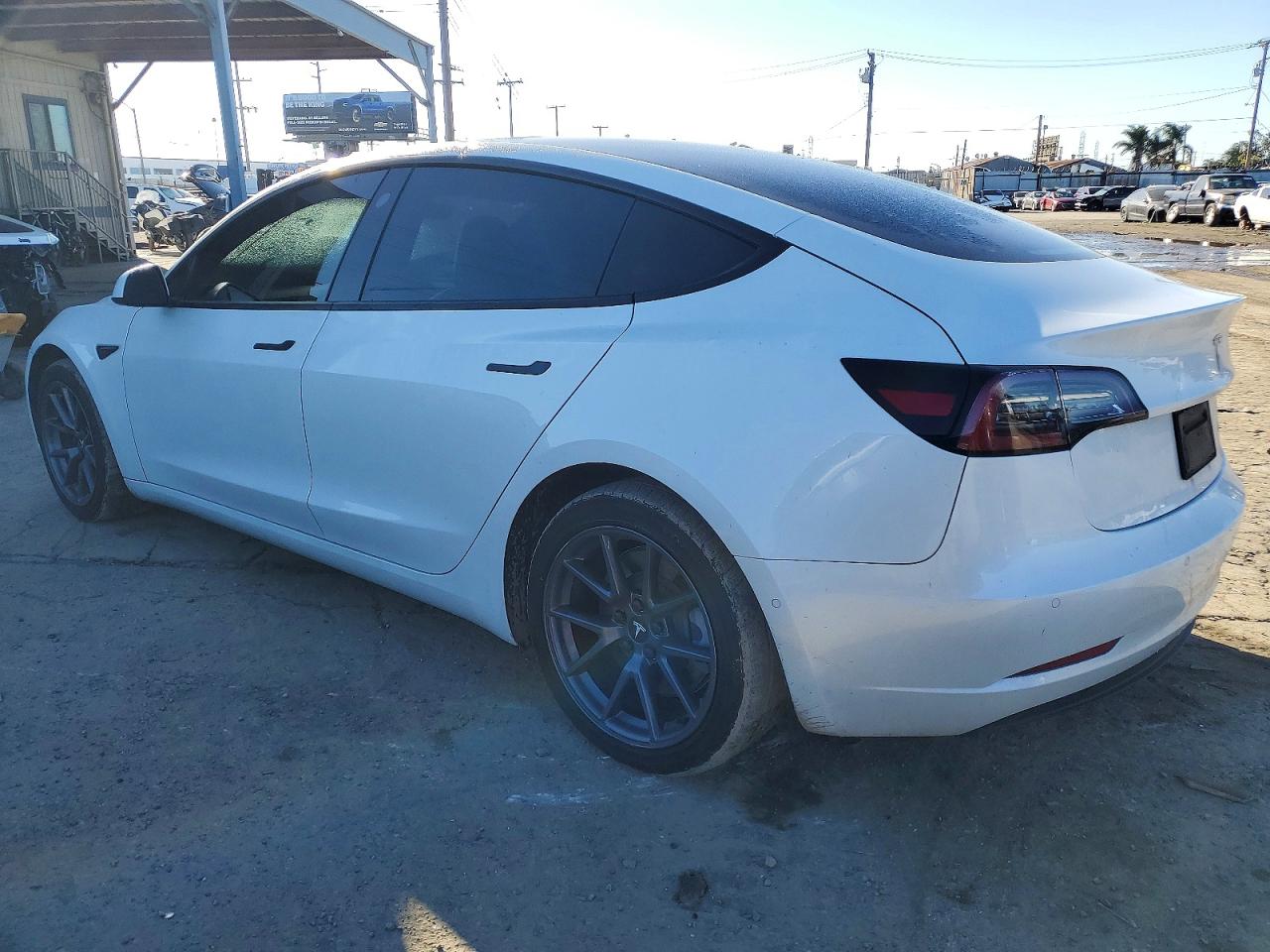 2022 TESLA MODEL 3 photo 3