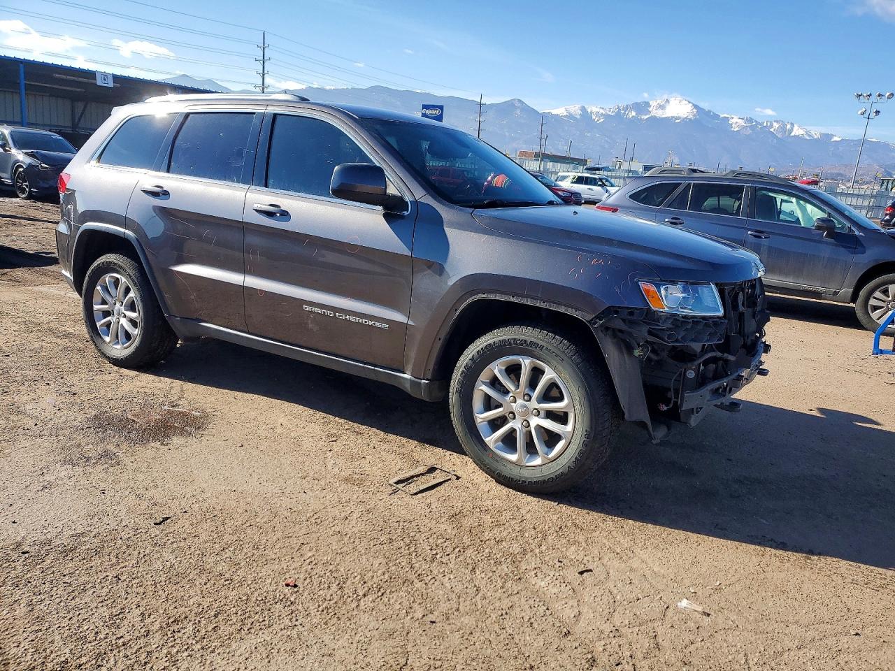 2014 JEEP GRAND CHEROKEE LAREDO photo 4