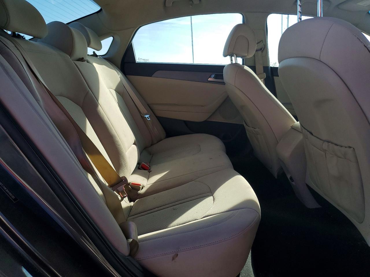 2017 HYUNDAI SONATA SE photo 10