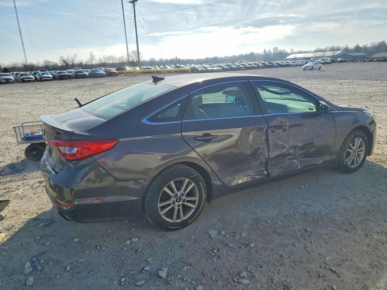 2017 HYUNDAI SONATA SE photo 3
