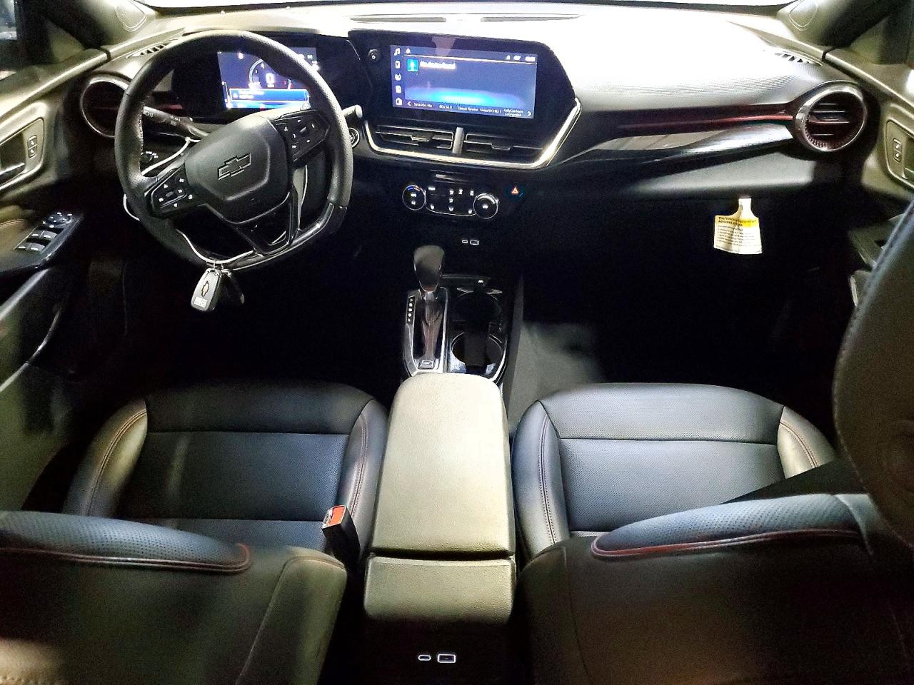 2025 CHEVROLET TRAX 2RS photo 8