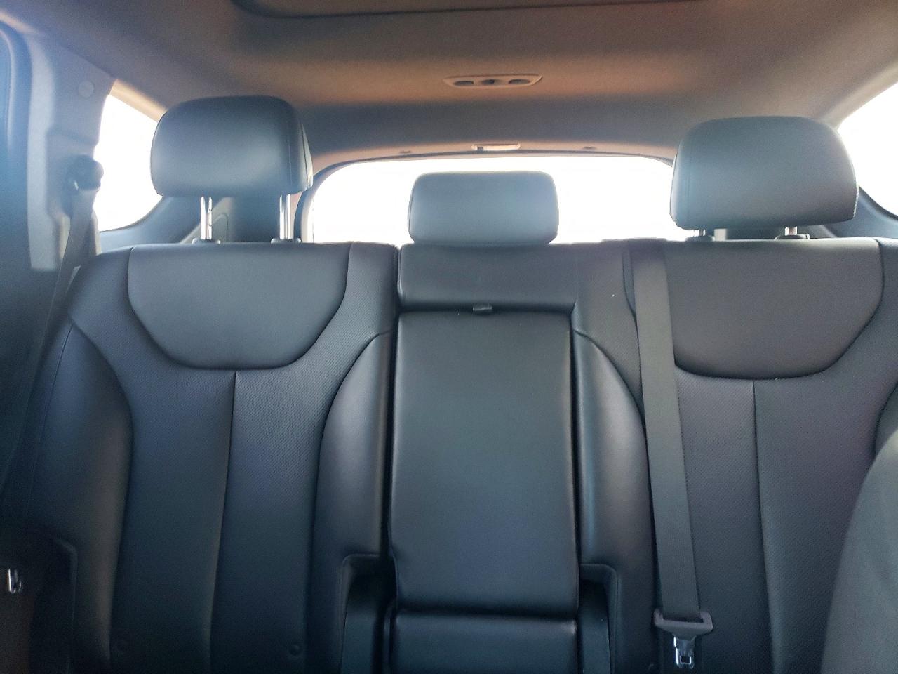 2019 HYUNDAI SANTA FE LIMITED 2.0T photo 10
