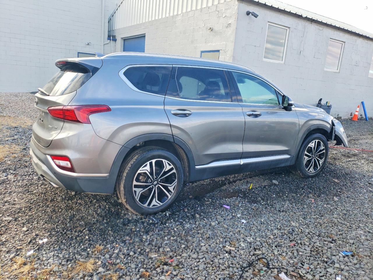 2019 HYUNDAI SANTA FE LIMITED 2.0T photo 3