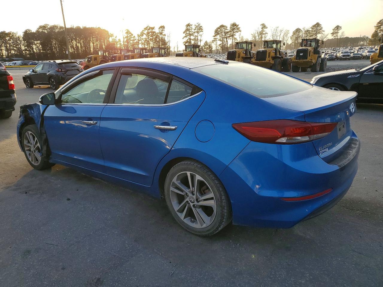 2017 HYUNDAI ELANTRA SE photo 2