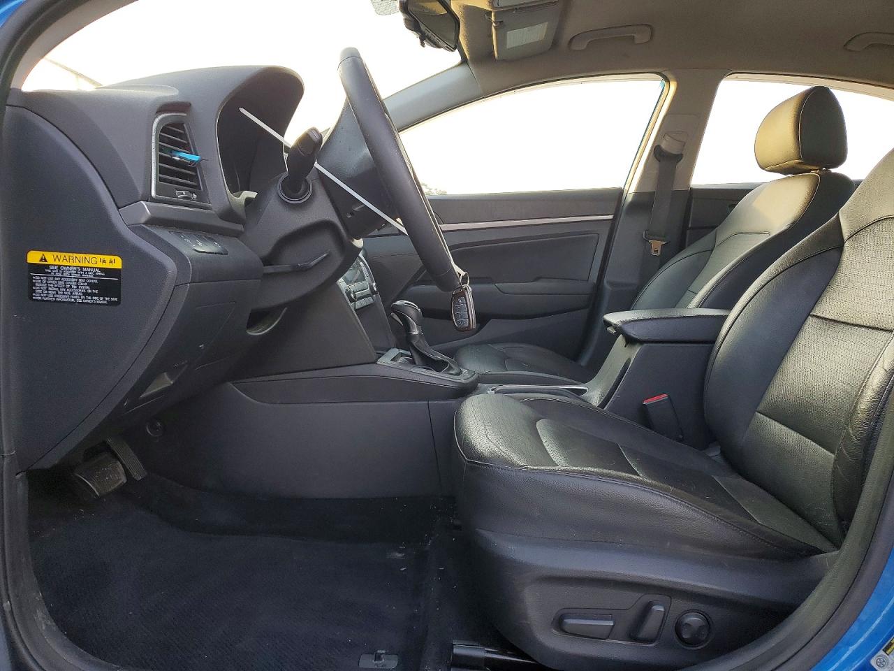 2017 HYUNDAI ELANTRA SE photo 7