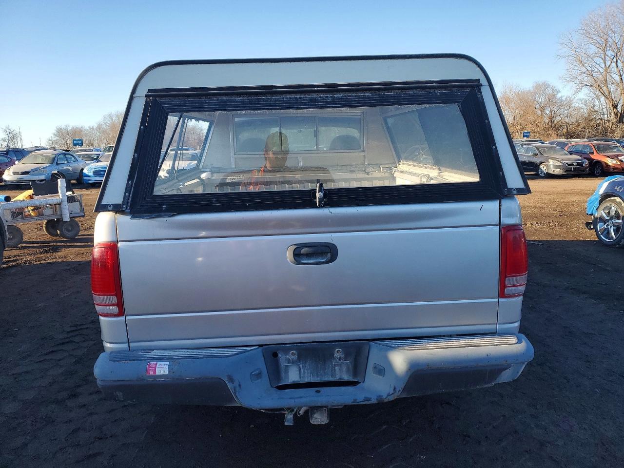 2004 DODGE DAKOTA SXT photo 6