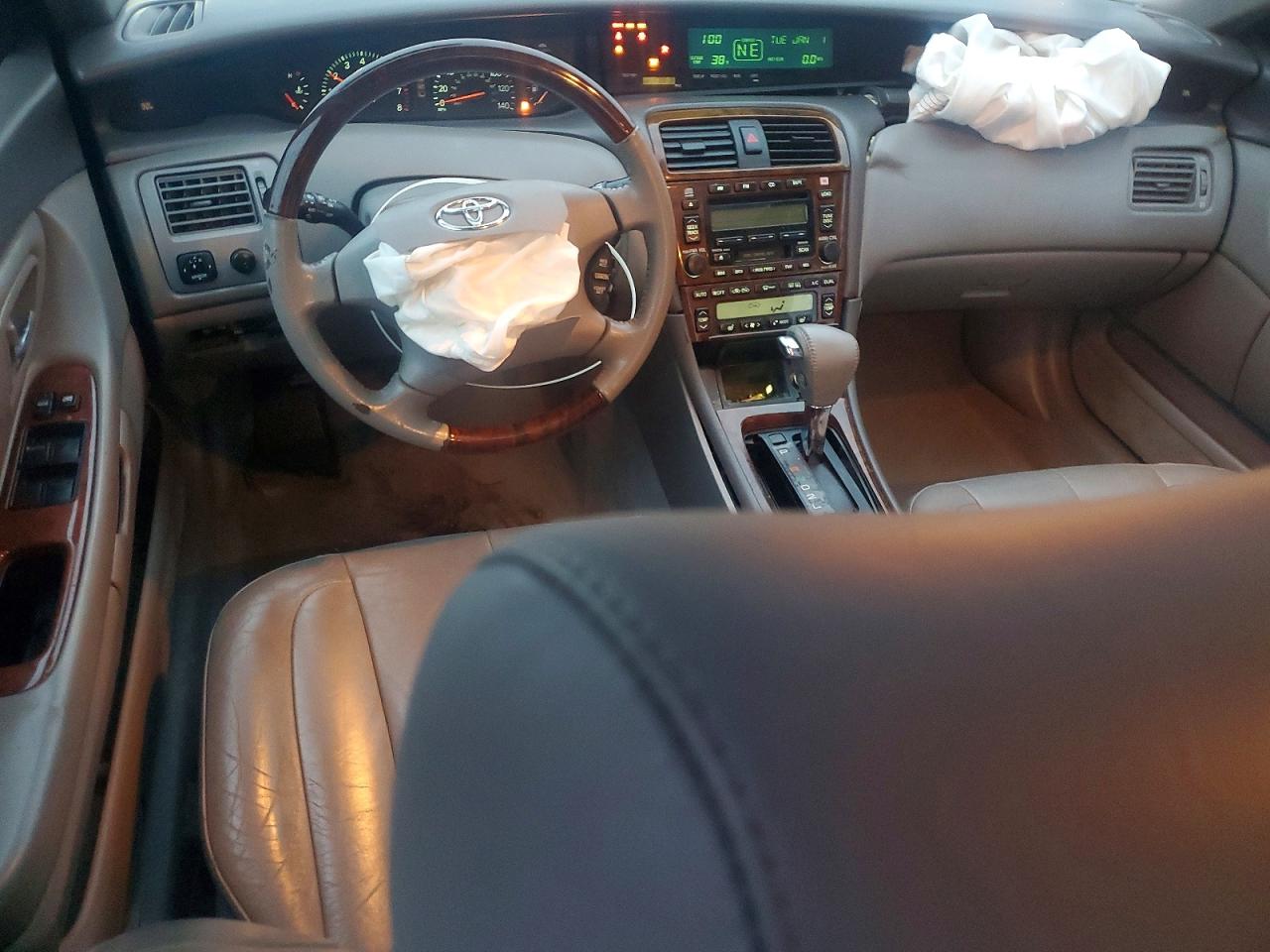 2004 TOYOTA AVALON XL photo 8
