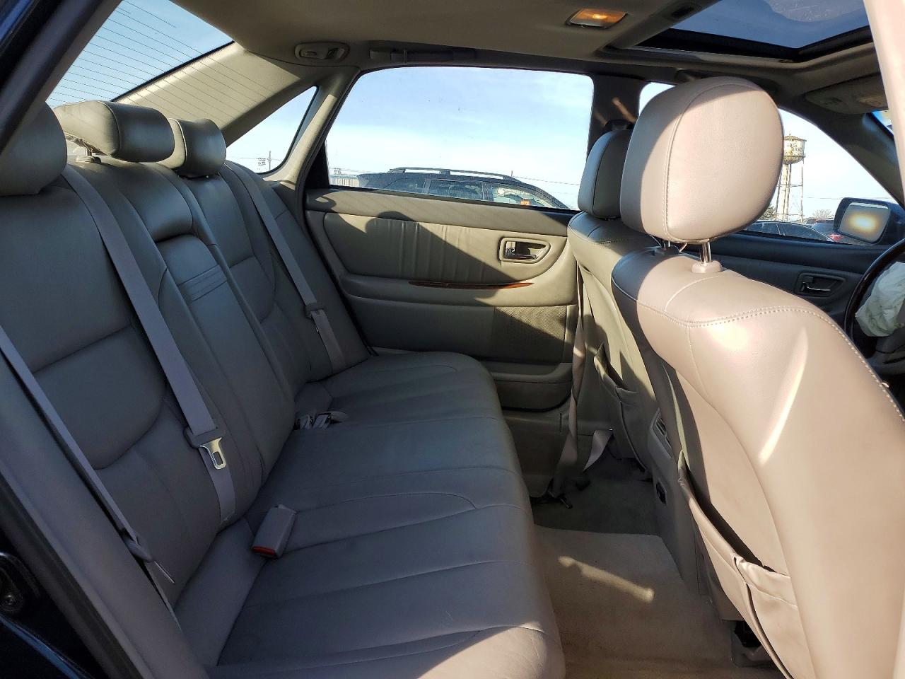 2004 TOYOTA AVALON XL photo 10
