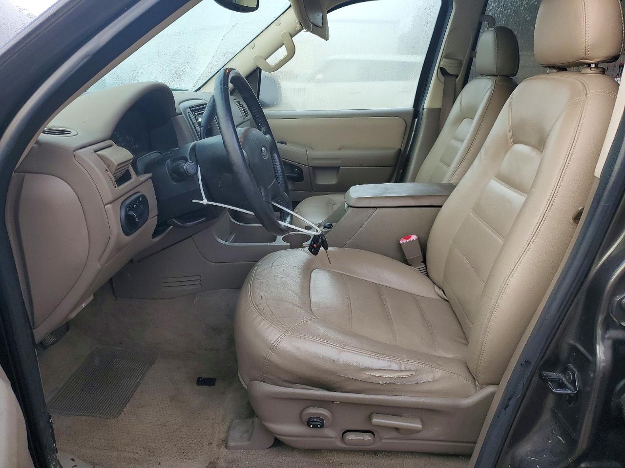 2005 FORD EXPLORER XLT photo 13