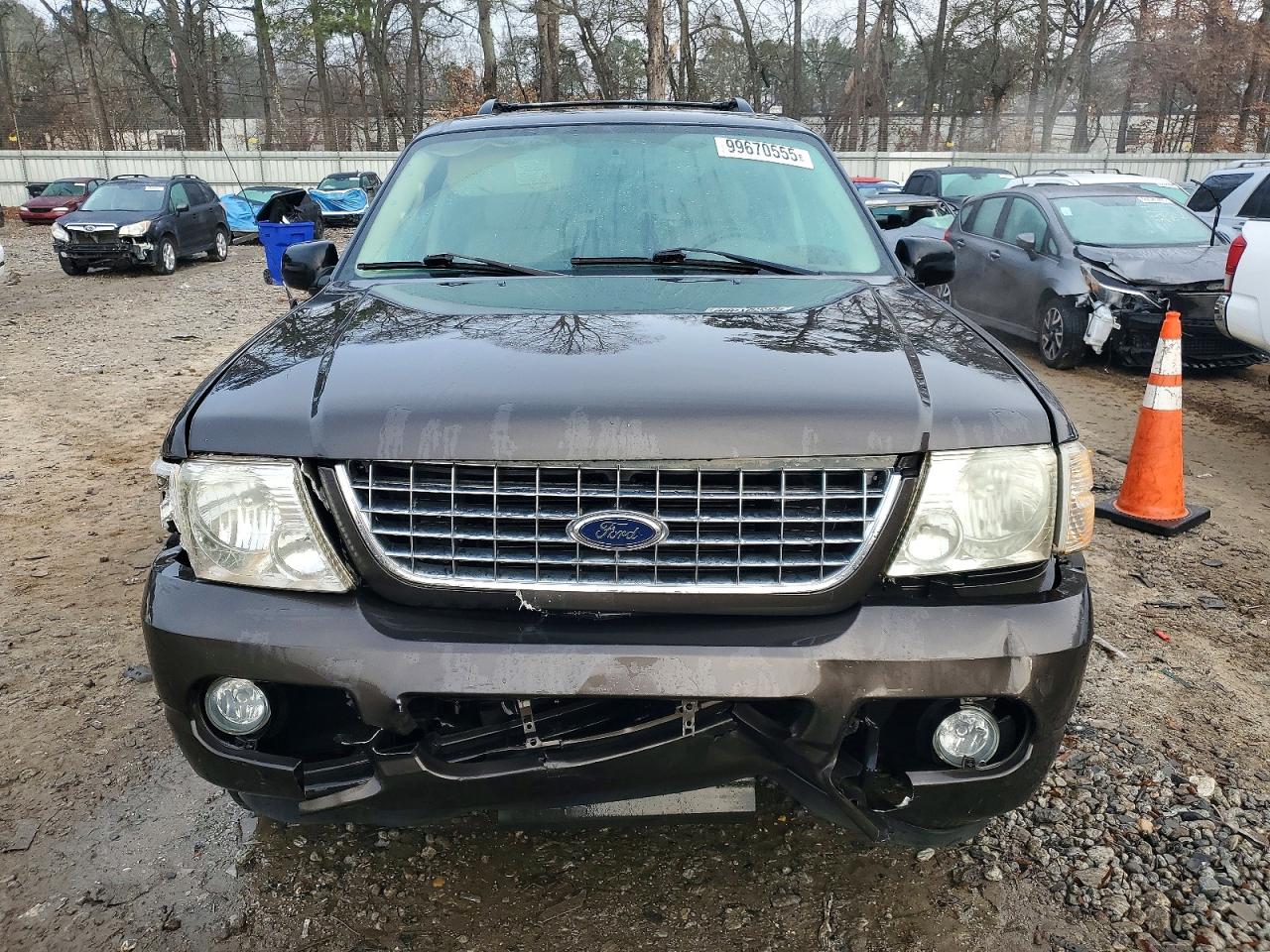 2005 FORD EXPLORER XLT photo 9