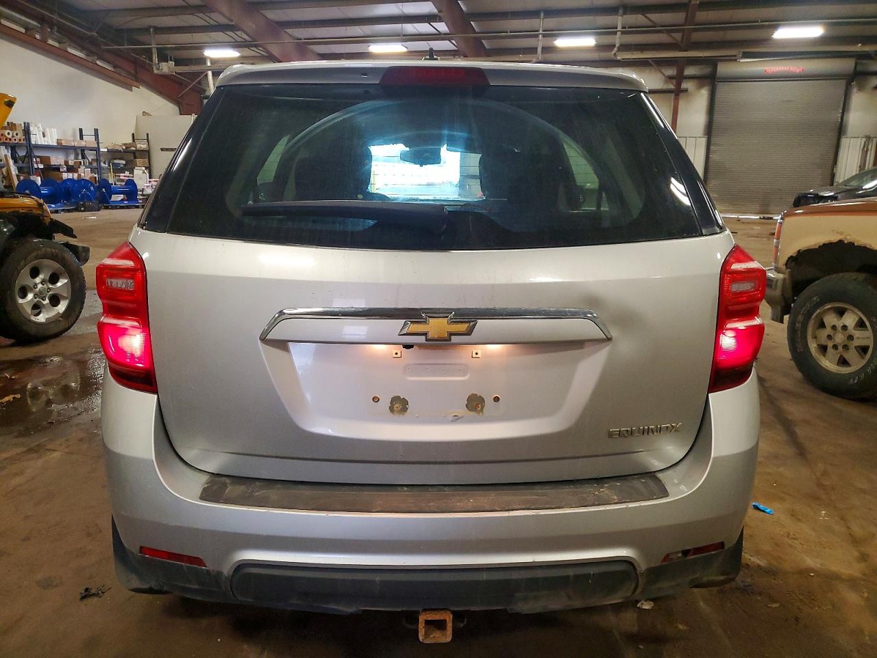 2016 CHEVROLET EQUINOX LS photo 6