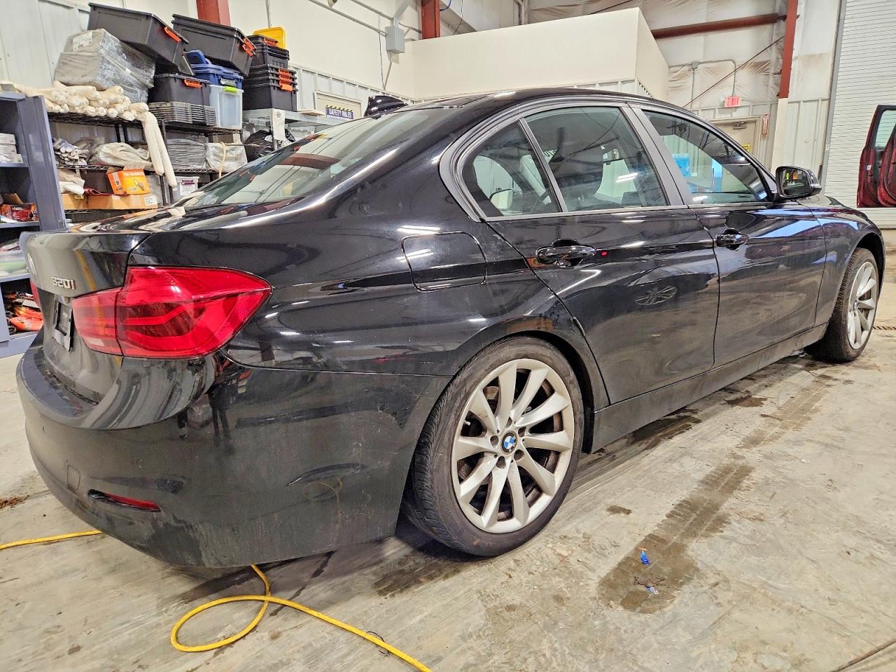 2018 BMW 320 XI photo 3