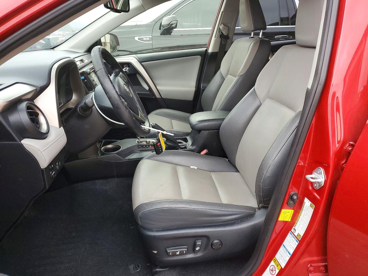 2015 TOYOTA RAV4 LIMITED photo 7