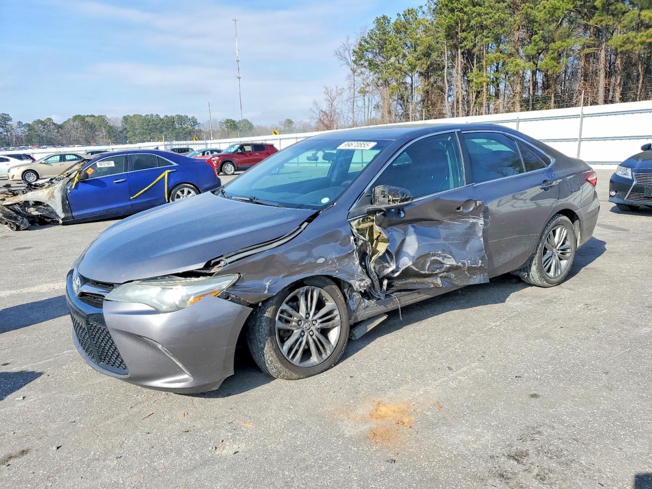 2017 TOYOTA CAMRY