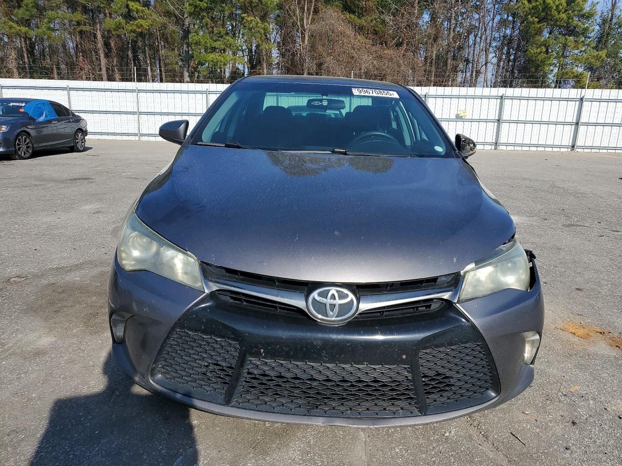 2017 TOYOTA CAMRY LE photo 5